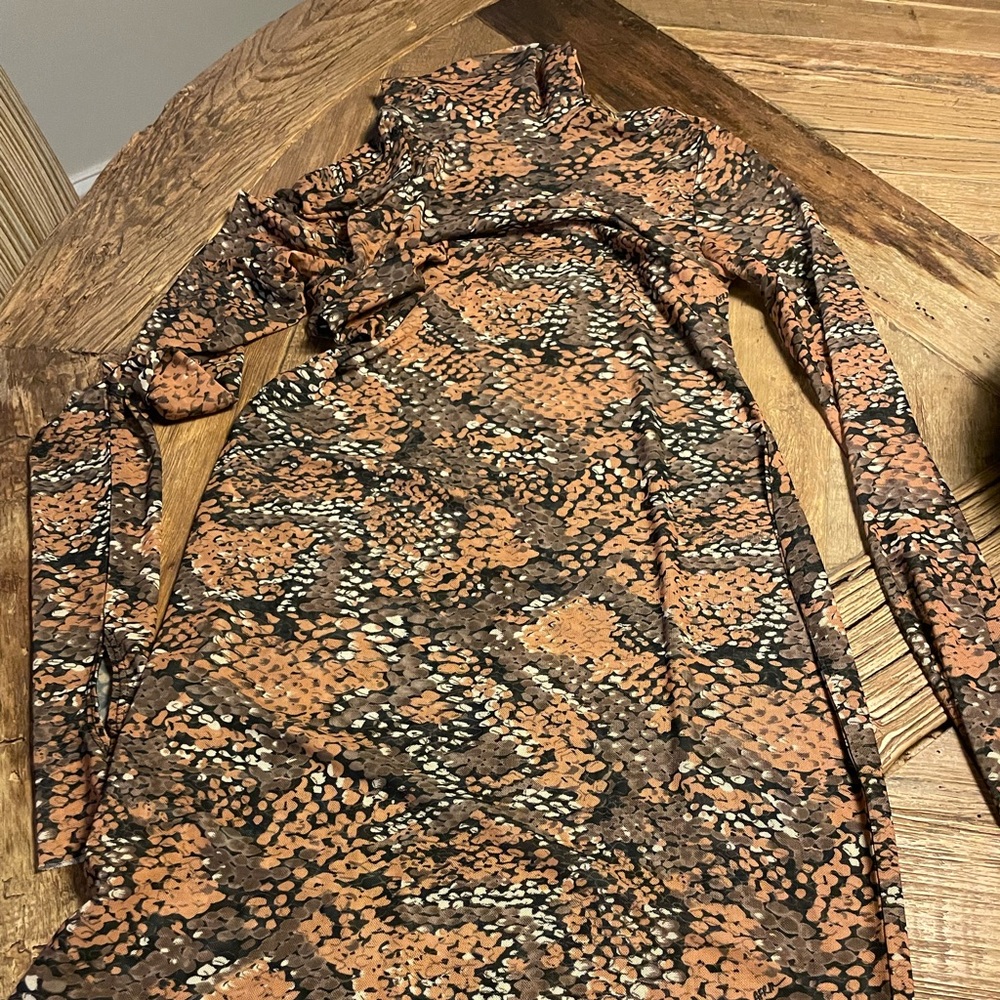 Women’s Ankle Length Sheer Dress In Excellent Condition Size XS